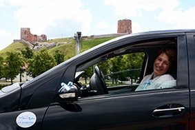 Her arabaya – kurdele!